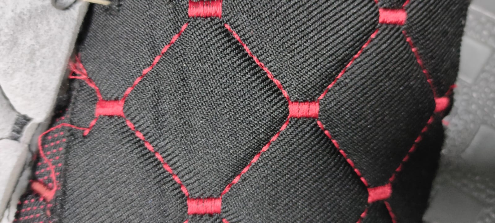 Eviza Jakar Nakışlı Kumaş (Kırmızı İp)